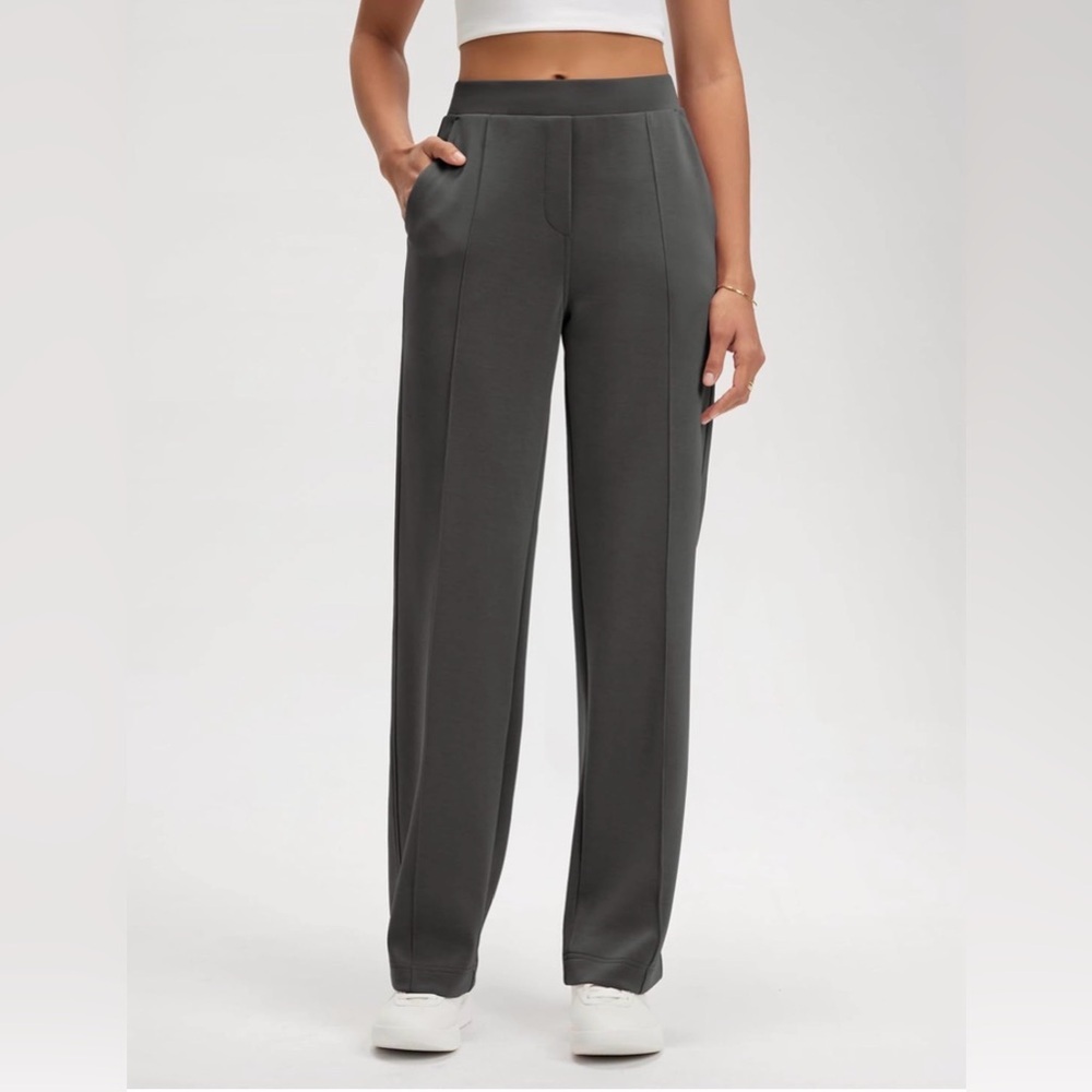 Chic Women's grey Trousers